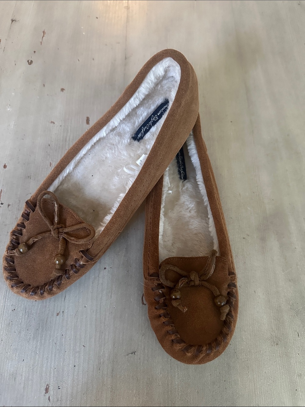 American Eagle Outfitters slippers NWOT